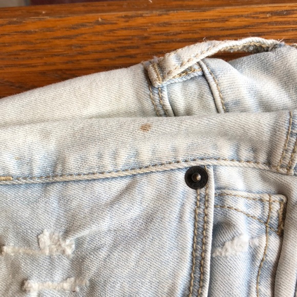 Super Light Wash Distressed Skinnies - Picture 4 of 5